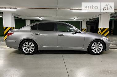 Седан Hyundai Genesis 2008 в Києві