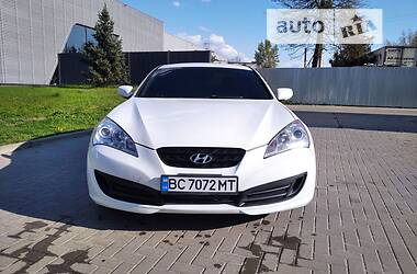 Купе Hyundai Genesis 2012 в Львові