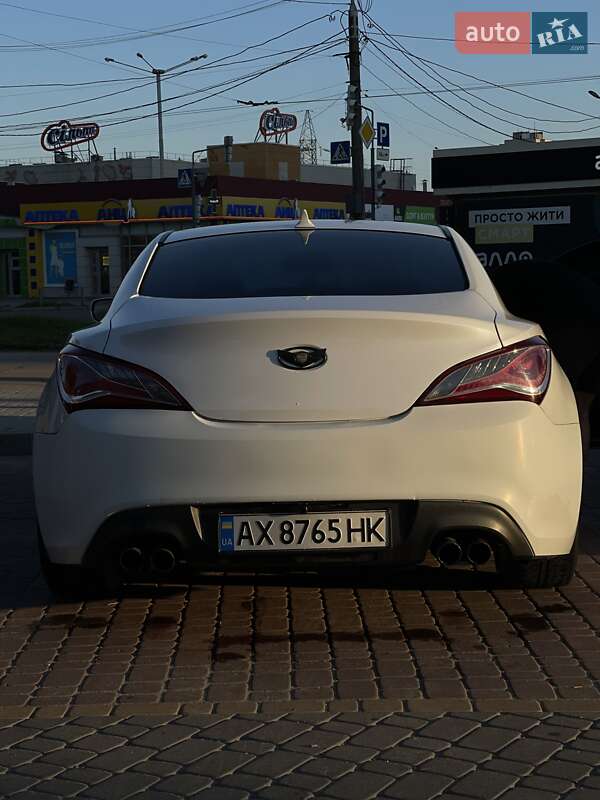 Купе Hyundai Genesis 2013 в Харькове