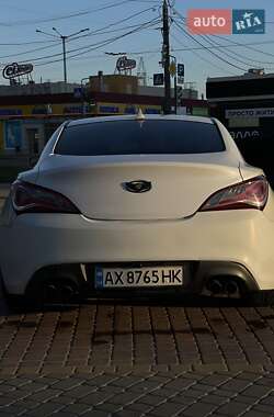 Купе Hyundai Genesis 2013 в 