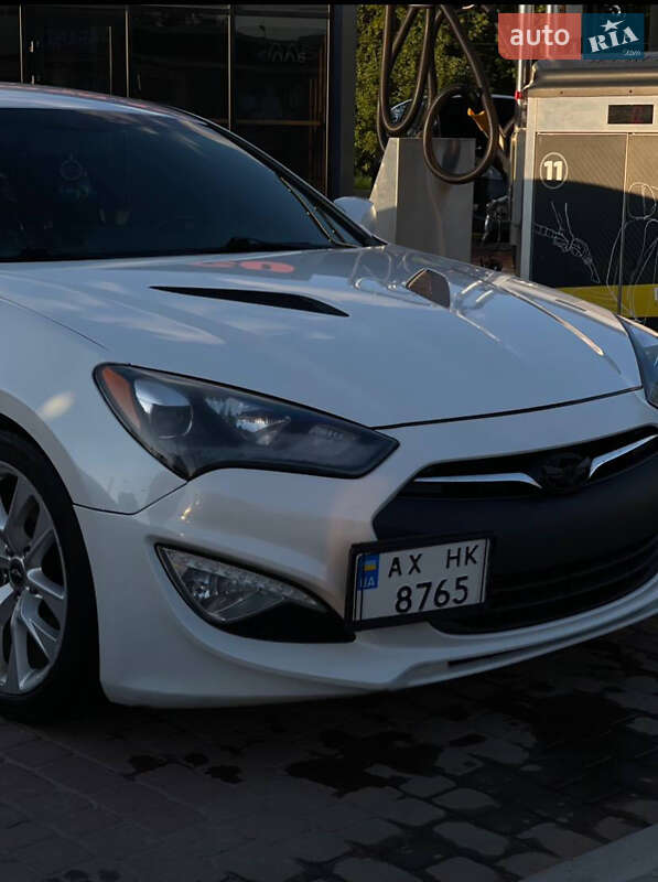 Купе Hyundai Genesis 2013 в Харькове