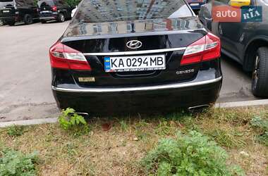 Седан Hyundai Genesis 2013 в Киеве