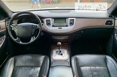 Седан Hyundai Genesis 2008 в 