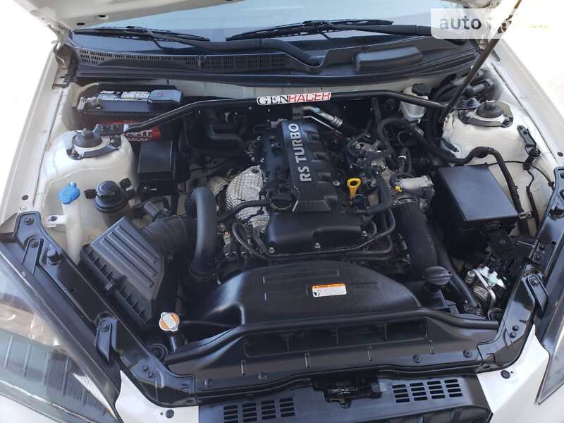 Купе Hyundai Genesis 2011 в Одессе