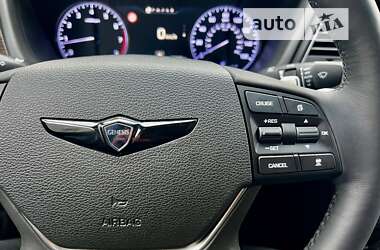 Седан Hyundai Genesis 2014 в Киеве