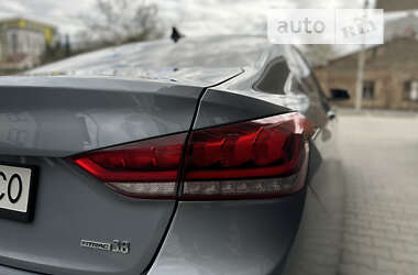 Седан Hyundai Genesis 2014 в Тернополе