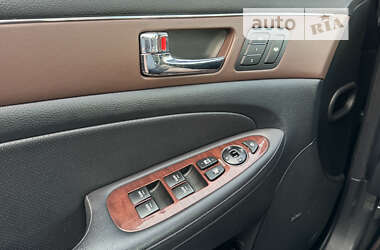 Седан Hyundai Genesis 2009 в 