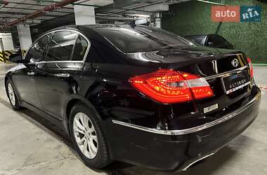 Седан Hyundai Genesis 2013 в Києві