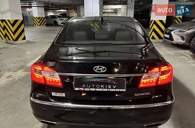 Седан Hyundai Genesis 2013 в Києві