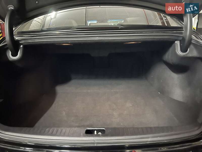 Седан Hyundai Genesis 2013 в Киеве
