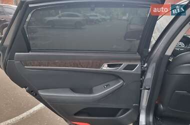 Седан Hyundai Genesis 2014 в 