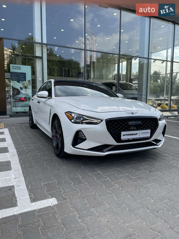 Hyundai Genesis 2020