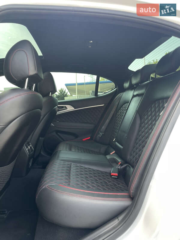 Седан Hyundai Genesis 2020 в Одесі фото 38 Седан Hyundai Genesis 2020 в Одесі