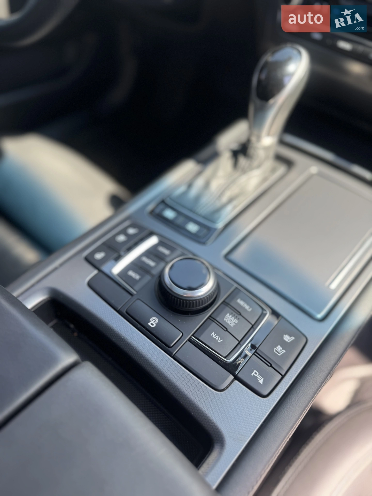 2015 Hyundai Genesis - мініатюра 24