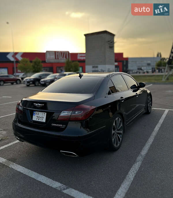 Седан Hyundai Genesis 2011 в Киеве