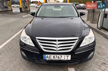 Седан Hyundai Genesis 2008 в Дніпрі