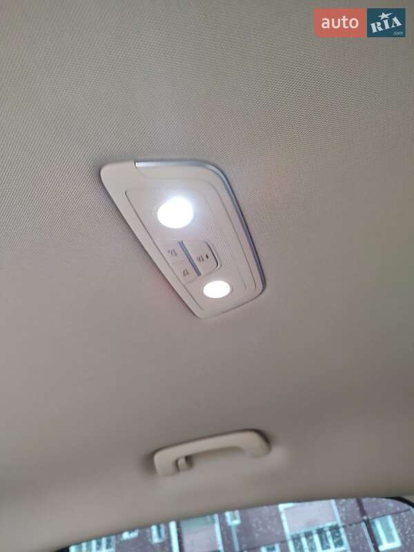 Седан Hyundai Genesis 2015 в Киеве