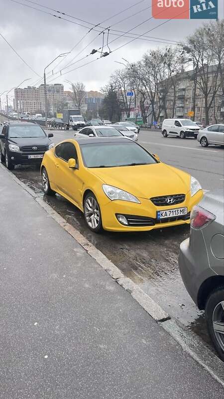 Hyundai Genesis 2011