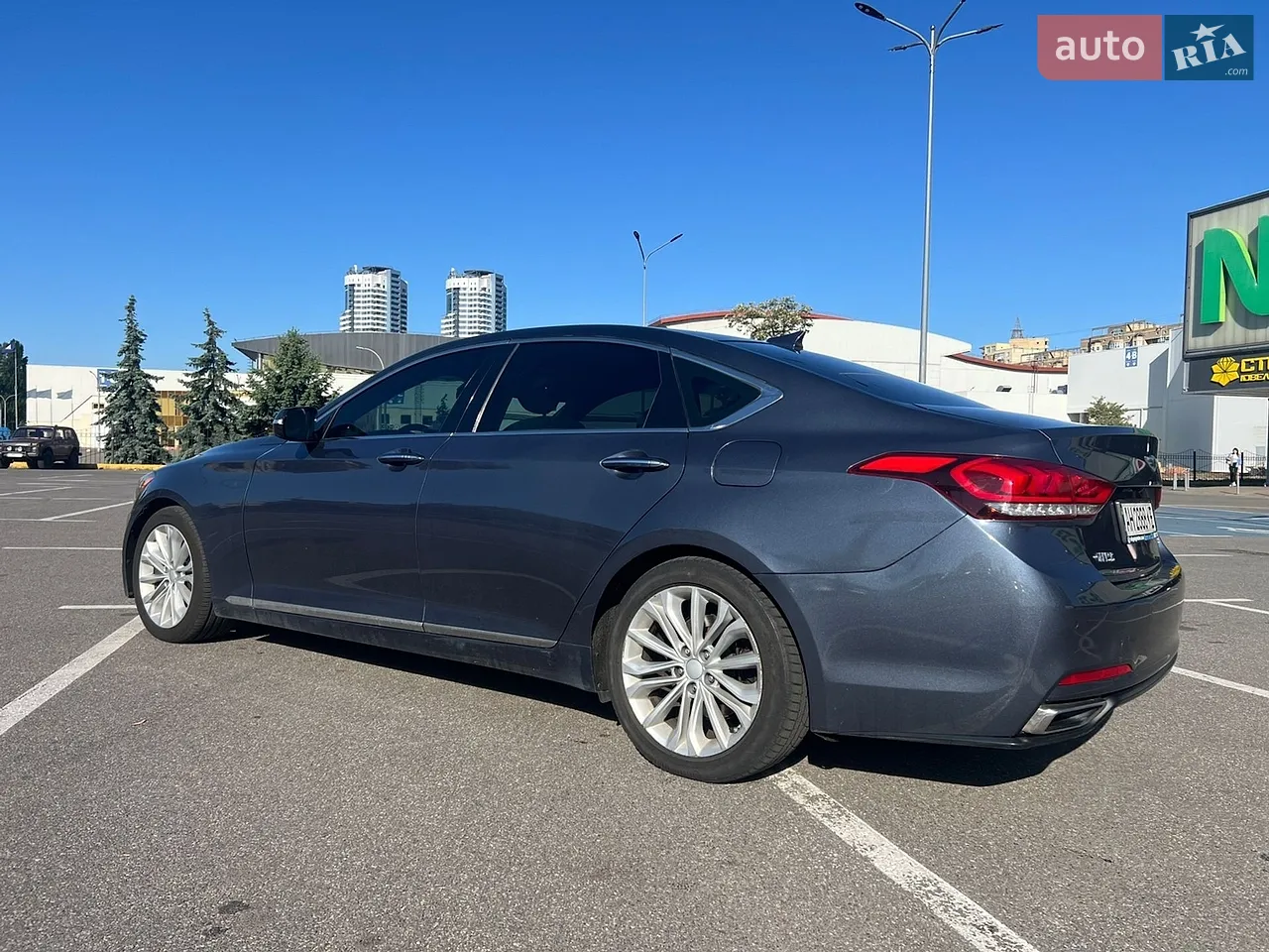 2015 Hyundai Genesis - мініатюра 34