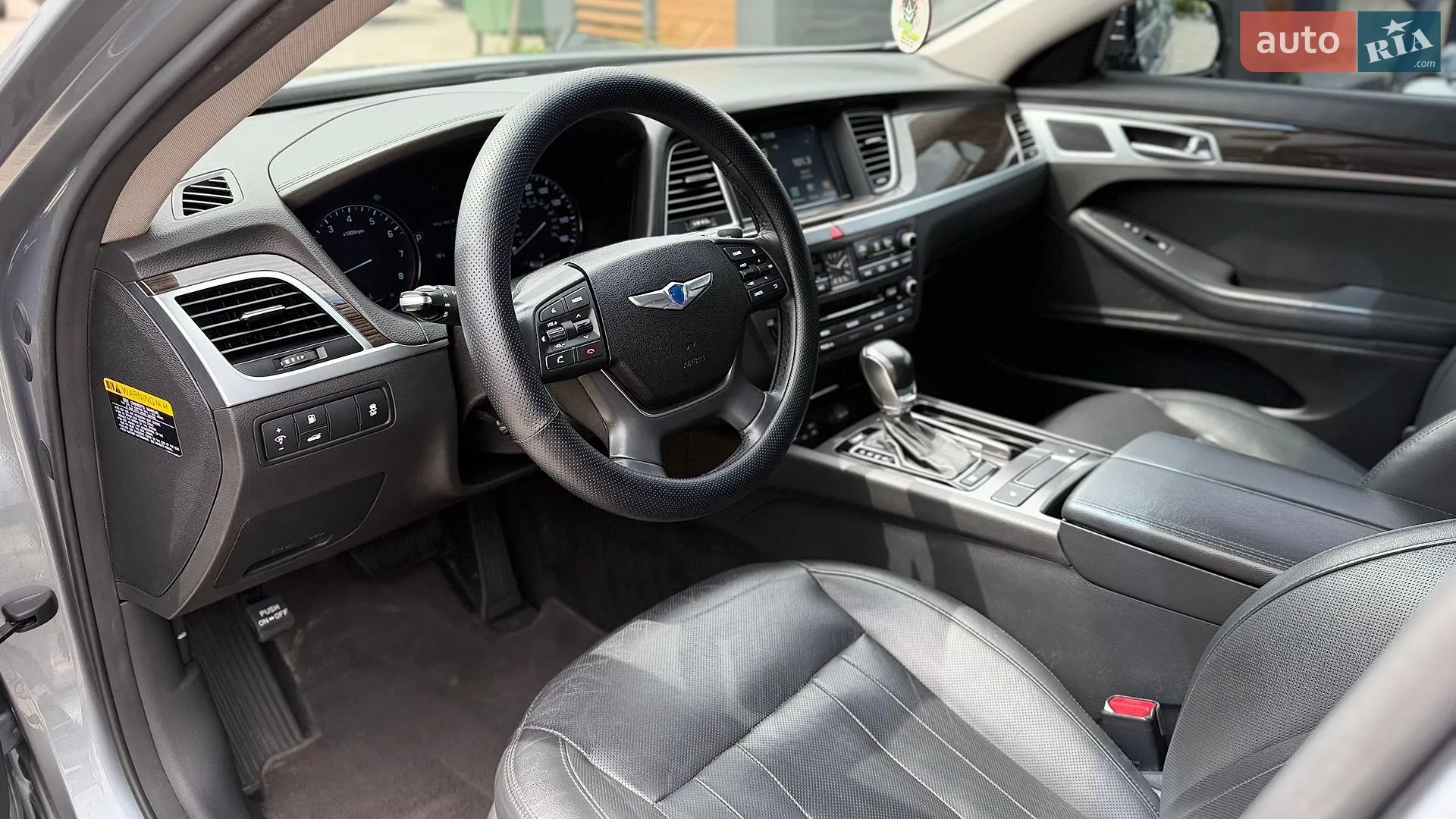 2015 Hyundai Genesis - мініатюра 24