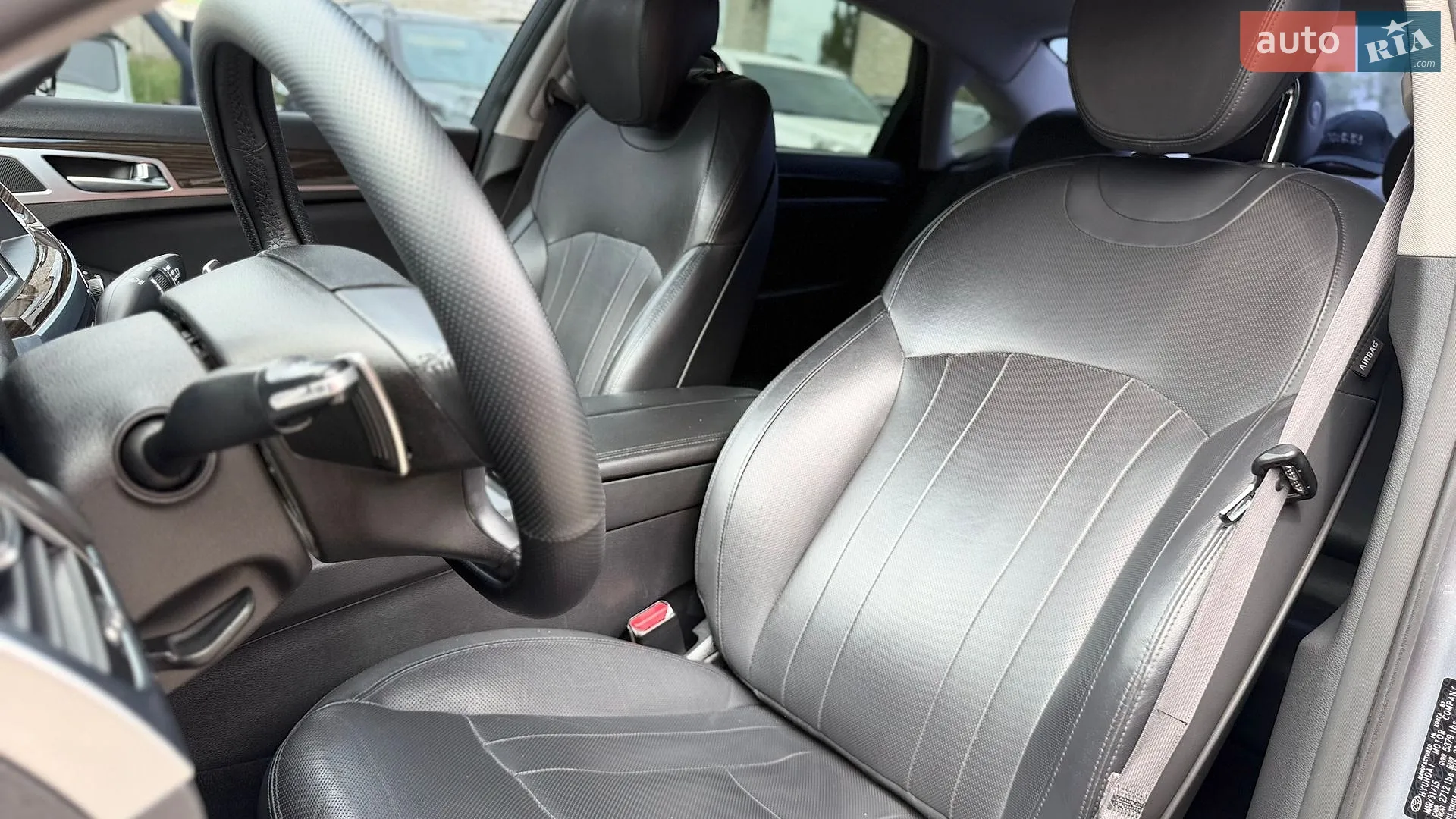 2015 Hyundai Genesis - мініатюра 25