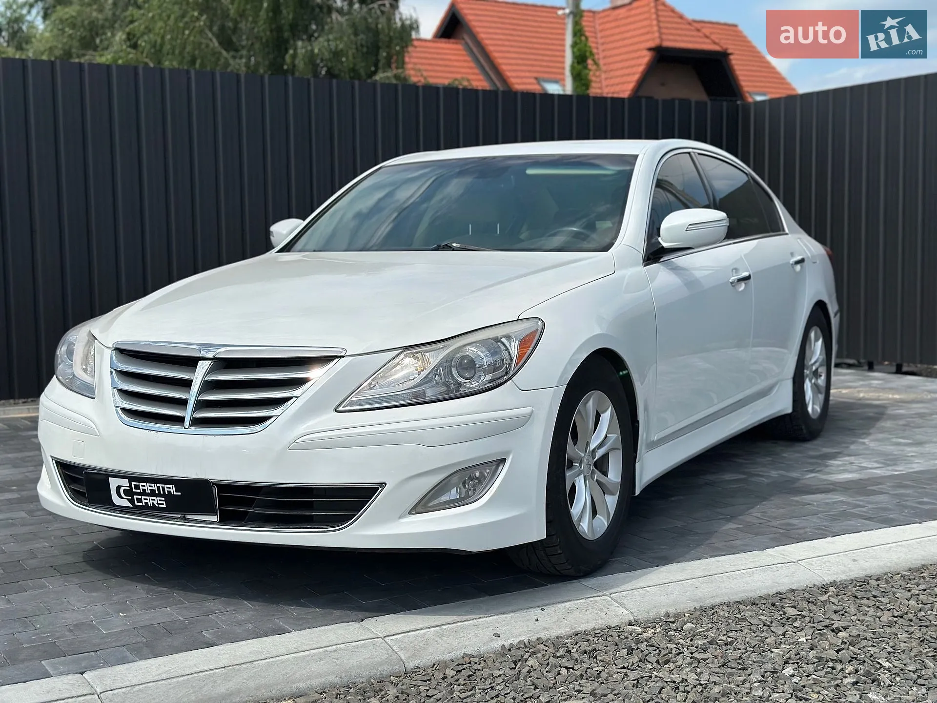2013 Hyundai Genesis - мініатюра 4