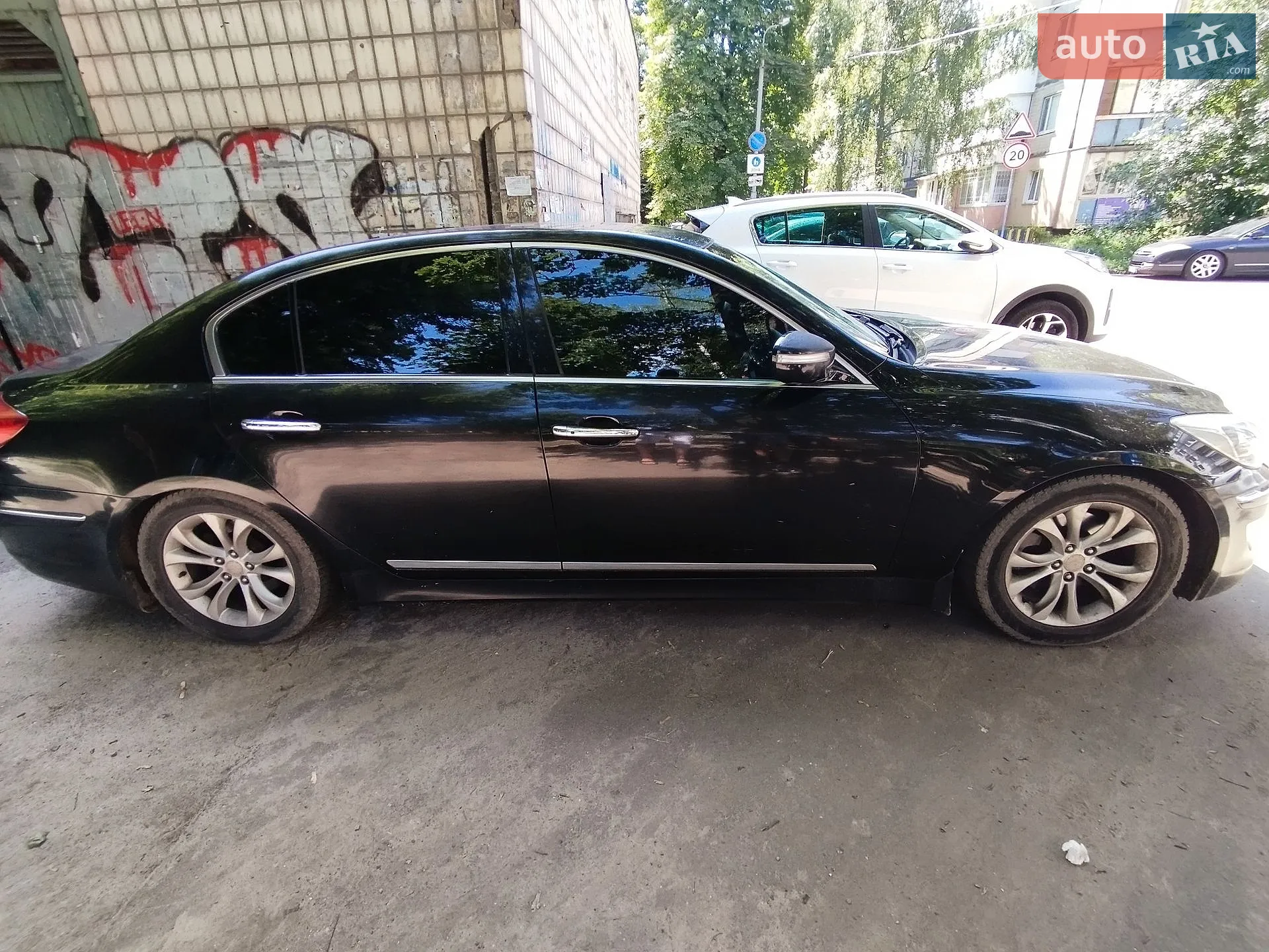 2012 Hyundai Genesis - мініатюра 4