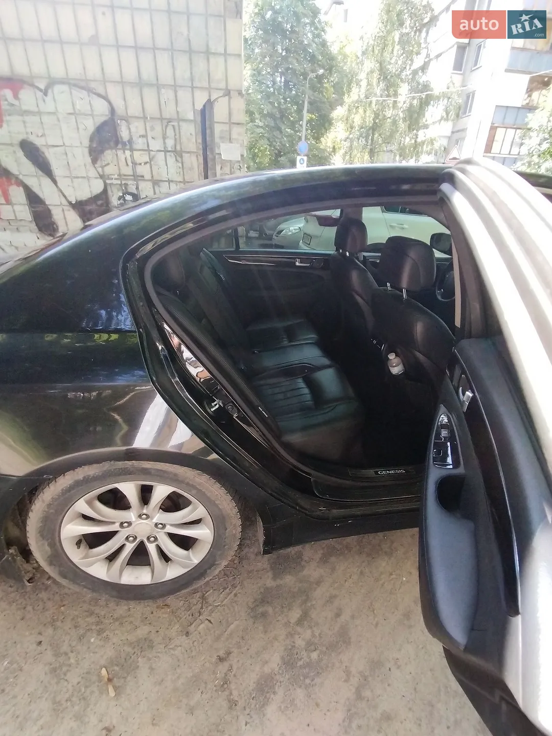 2012 Hyundai Genesis - мініатюра 8