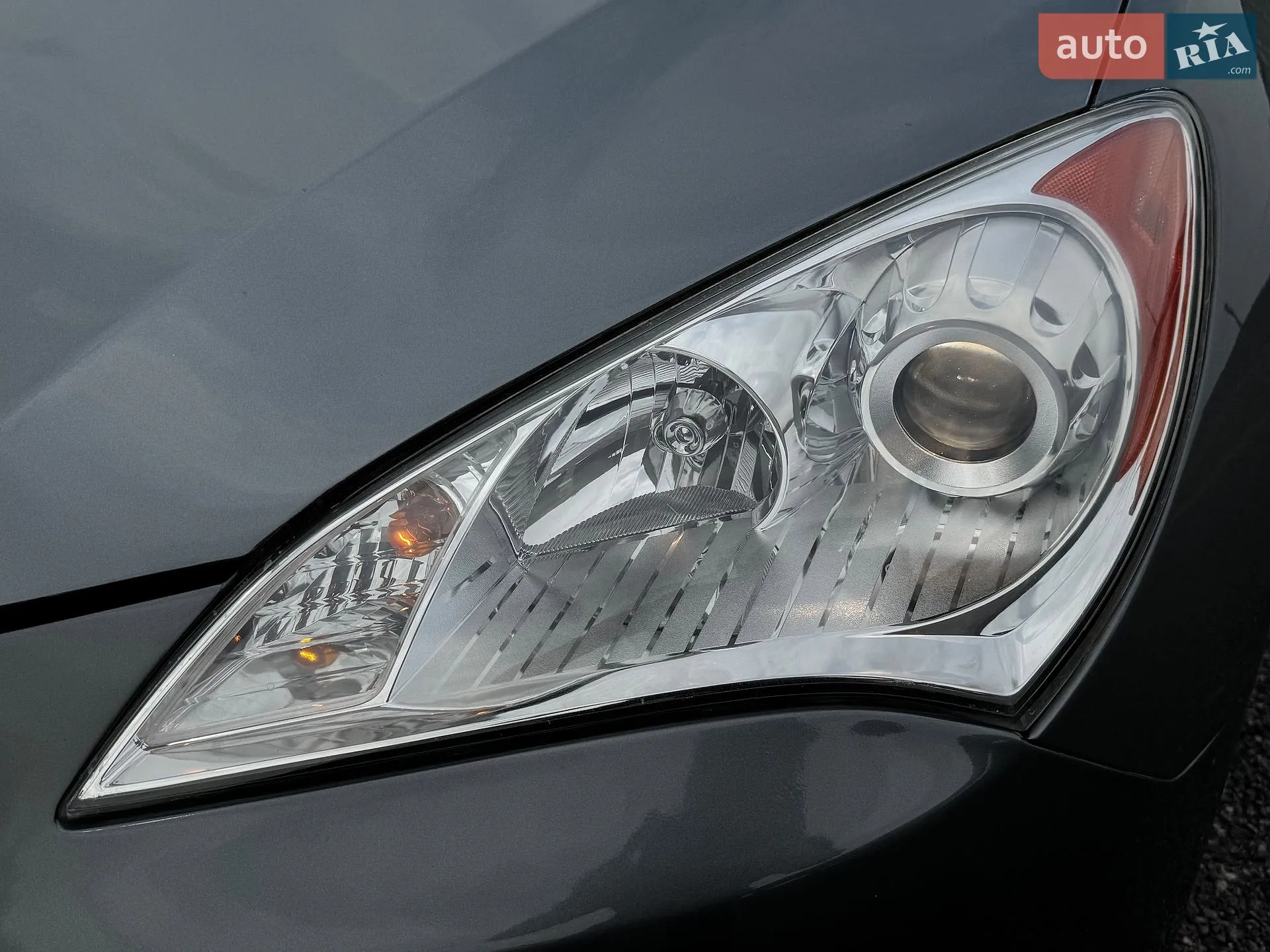 2011 Hyundai Genesis - мініатюра 8