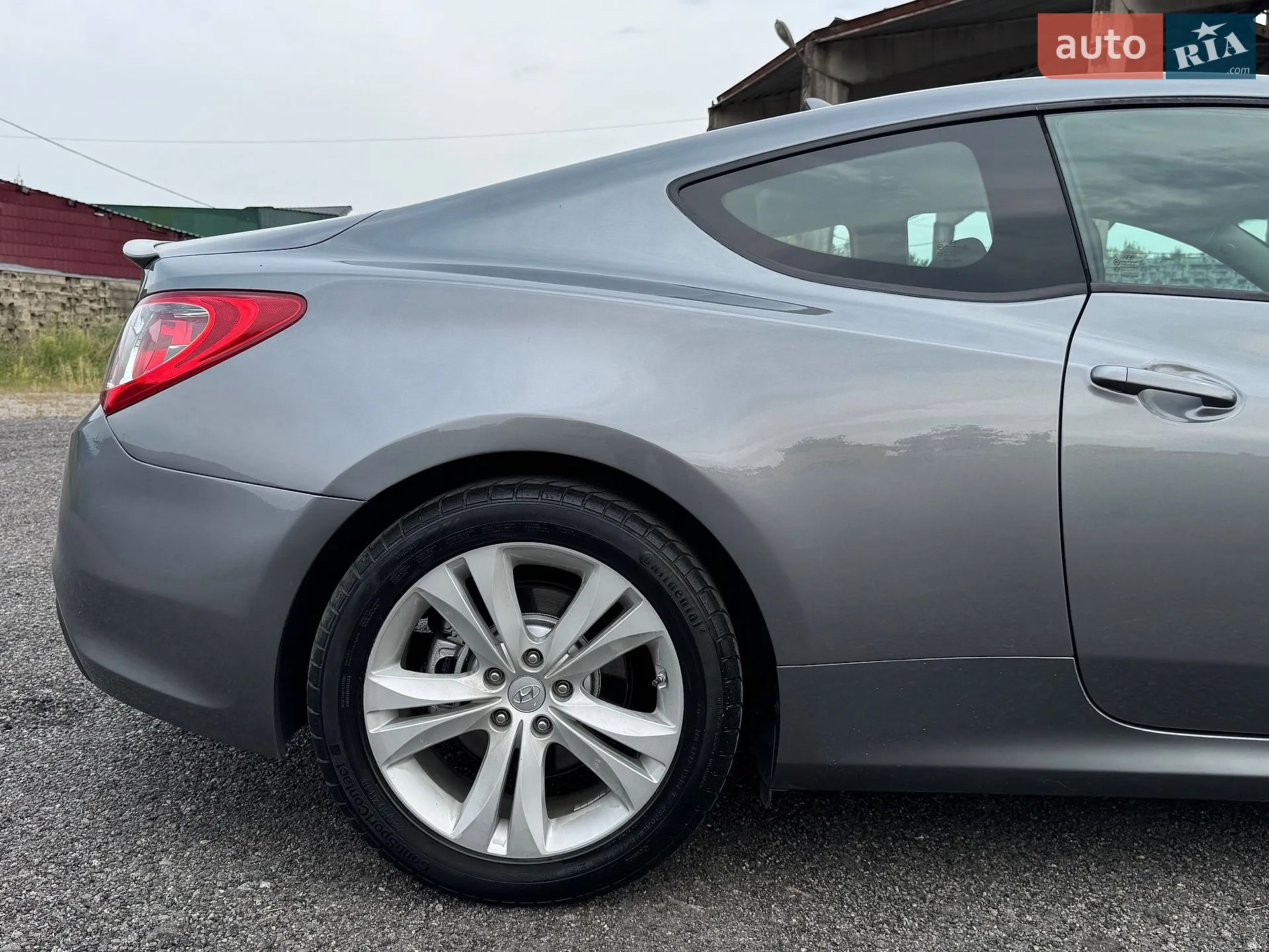 2011 Hyundai Genesis - мініатюра 21