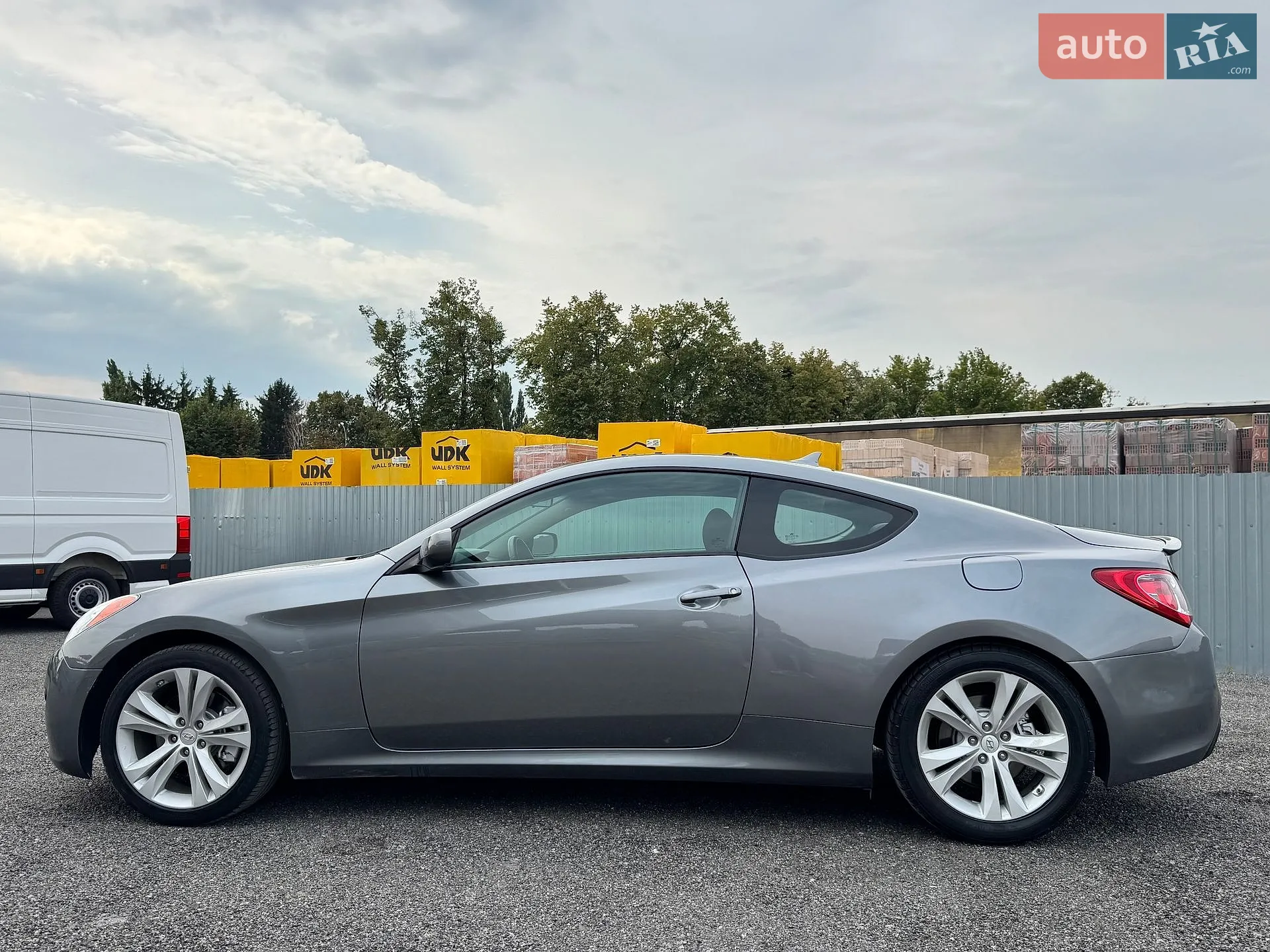 2011 Hyundai Genesis - мініатюра 36