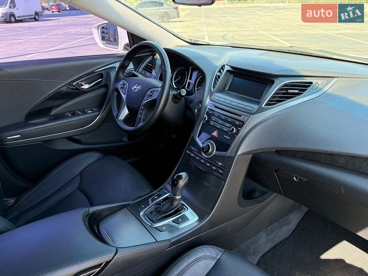 2014 Hyundai Genesis - мініатюра 13
