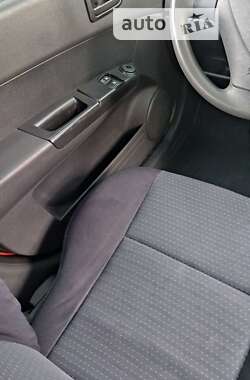 Хэтчбек Hyundai Getz 2010 в 