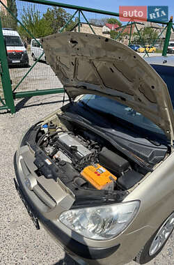 Хетчбек Hyundai Getz 2006 в 