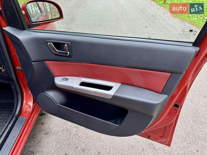 Хэтчбек Hyundai Getz 2010 в Киеве фото 38 Хэтчбек Hyundai Getz 2010 в Киеве