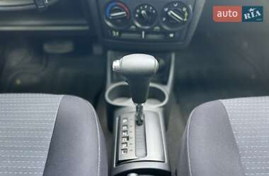 Хэтчбек Hyundai Getz 2010 в 