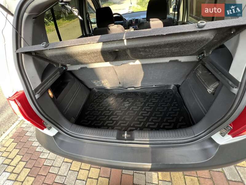 Хэтчбек Hyundai Getz 2010 в Одессе фото 30 Хэтчбек Hyundai Getz 2010 в Одессе