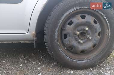 Хэтчбек Hyundai Getz 2005 в 
