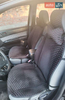 Хэтчбек Hyundai Getz 2005 в 