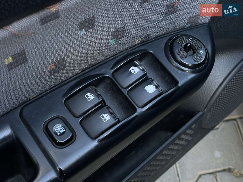 Хэтчбек Hyundai Getz 2004 в Одессе фото 17 Хэтчбек Hyundai Getz 2004 в Одессе