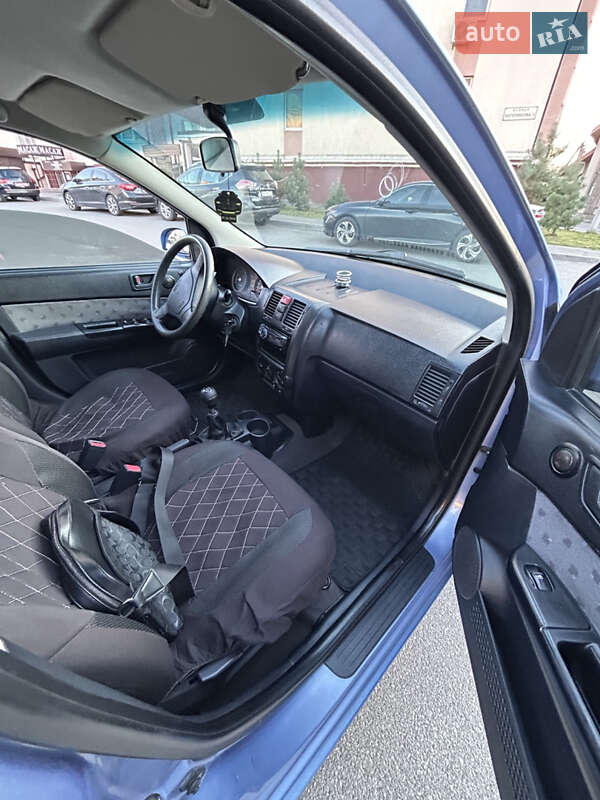 Хэтчбек Hyundai Getz 2004 в Вишневом