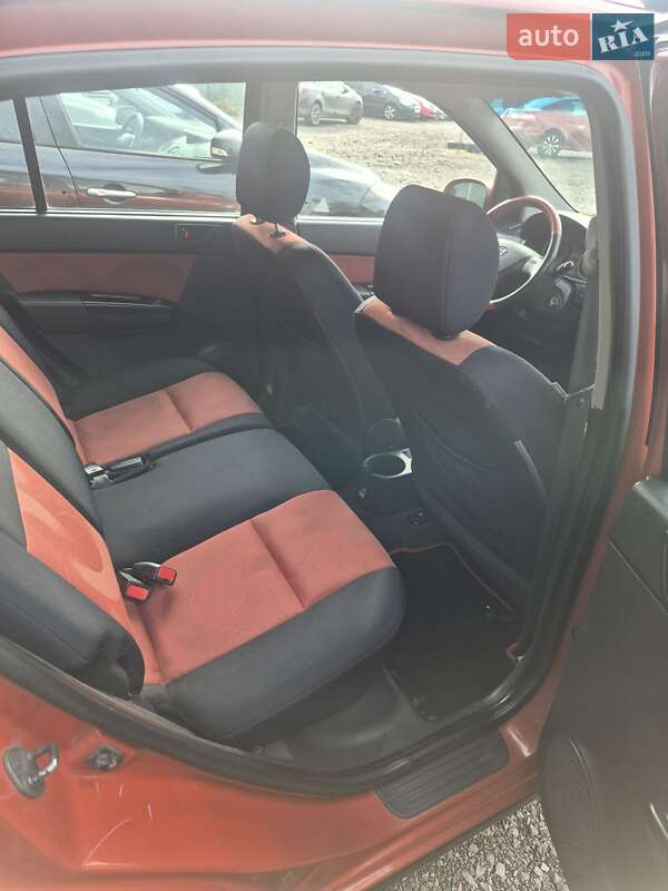Хетчбек Hyundai Getz 2007 в Луцьку фото 4 Хетчбек Hyundai Getz 2007 в Луцьку