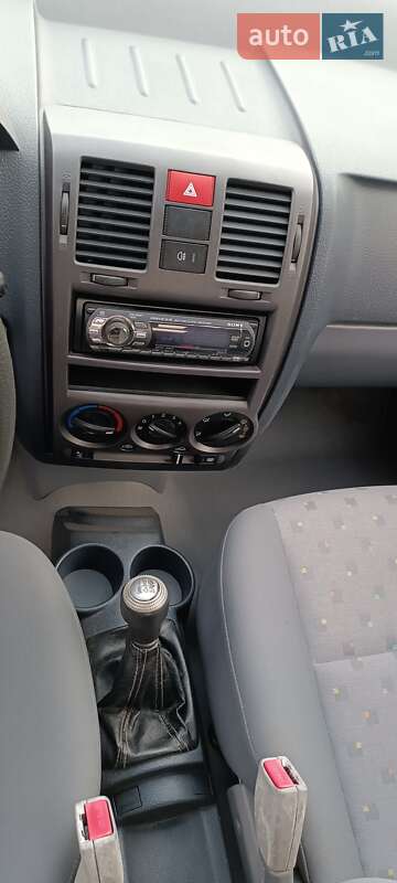 Хэтчбек Hyundai Getz 2003 в Новоселице