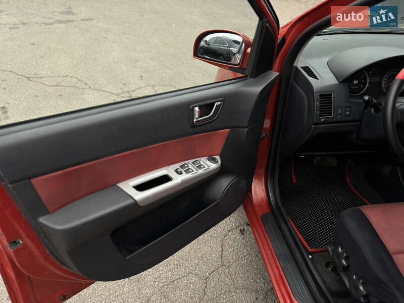 Хэтчбек Hyundai Getz 2006 в Киеве