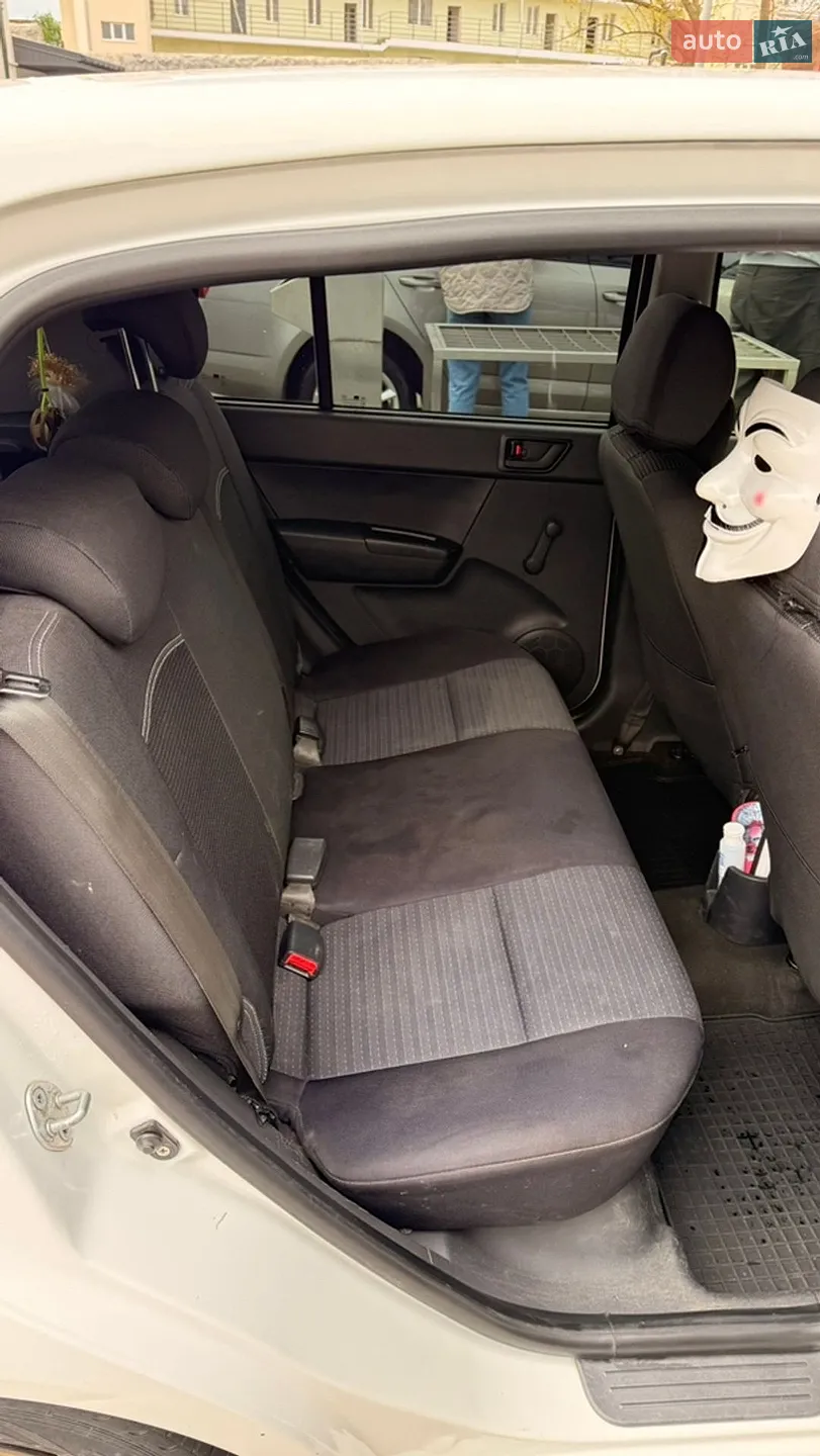 2010 Hyundai Getz - мініатюра 18