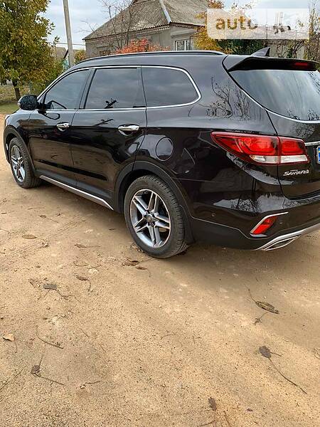 Позашляховик / Кросовер Hyundai Grand Santa Fe 2017 в Вознесенську