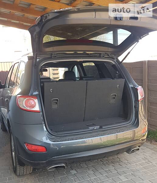 Позашляховик / Кросовер Hyundai Grand Santa Fe 2011 в Києві фото 2 Позашляховик / Кросовер Hyundai Grand Santa Fe 2011 в Києві