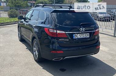 Внедорожник / Кроссовер Hyundai Grand Santa Fe 2015 в 