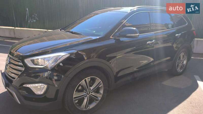 Внедорожник / Кроссовер Hyundai Grand Santa Fe 2014 в Киеве