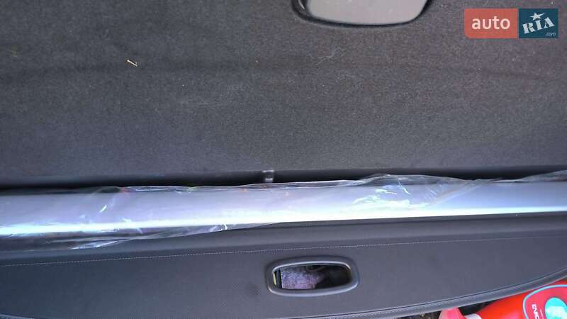 Внедорожник / Кроссовер Hyundai Grand Santa Fe 2014 в Киеве